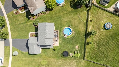Tiny photo for 2332 Winterthur Green, Yorkville, IL 60560 (MLS # 12442131)
