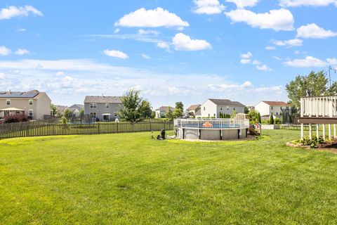 Tiny photo for 2332 Winterthur Green, Yorkville, IL 60560 (MLS # 12442131)