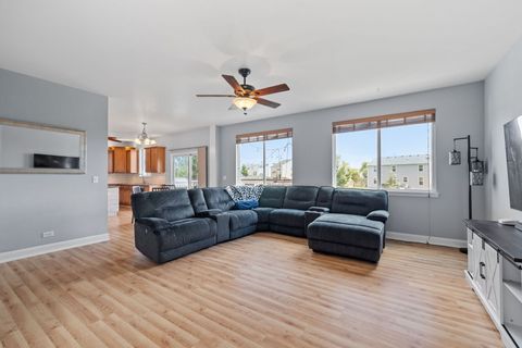 Tiny photo for 2332 Winterthur Green, Yorkville, IL 60560 (MLS # 12442131)