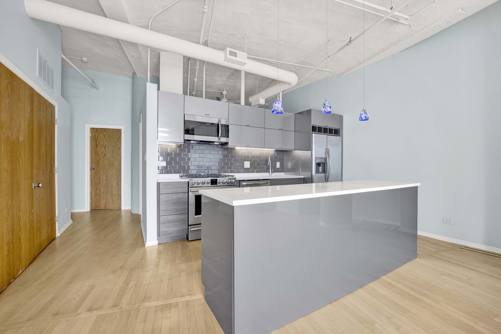 1322 S Wabash Avenue 807
