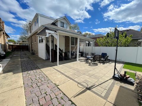 Tiny photo for 5436 N Lynch Avenue, Chicago, IL 60630 (MLS # 12627211)