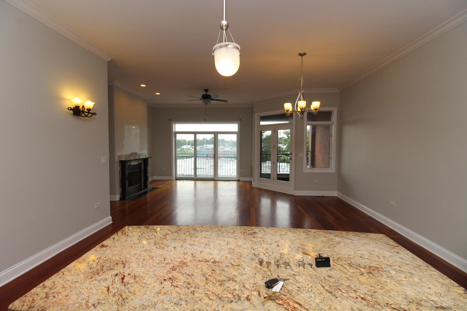 3110 W BELMONT Avenue 3E