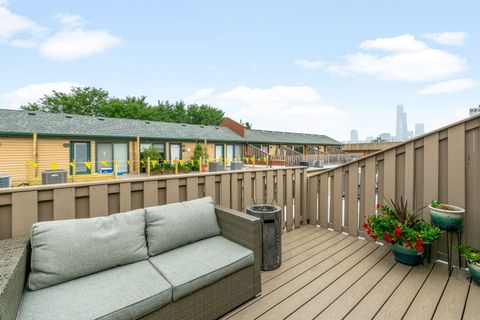 Tiny photo for 1812 S Dearborn Street #11, Chicago, IL 60616 (MLS # 12555987)