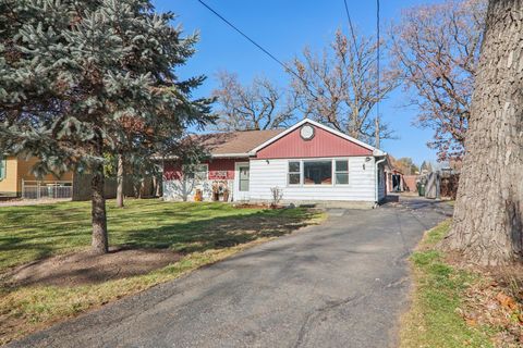 504 W Park Avenue Round Lake IL 60073