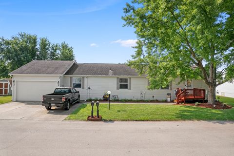 32 Peggy Drive Sandwich IL 60548