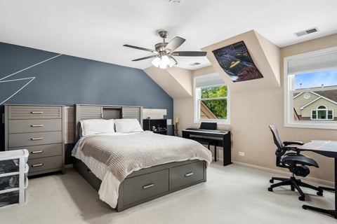 Tiny photo for 71 Willow Parkway #72-2, Buffalo Grove, IL 60089 (MLS # 12762894)