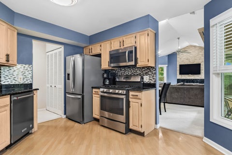 Tiny photo for 71 Willow Parkway #72-2, Buffalo Grove, IL 60089 (MLS # 12762894)