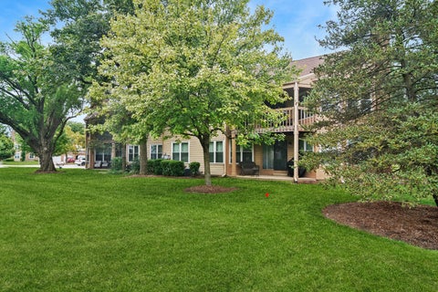 Tiny photo for 71 Willow Parkway #72-2, Buffalo Grove, IL 60089 (MLS # 12762894)