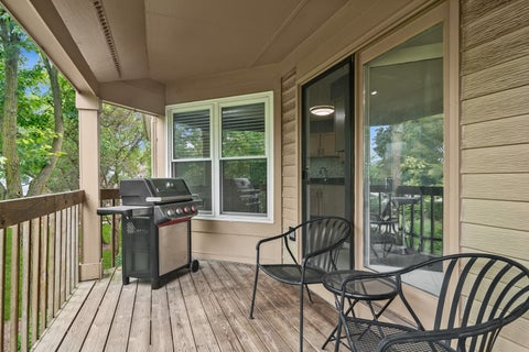 Tiny photo for 71 Willow Parkway #72-2, Buffalo Grove, IL 60089 (MLS # 12762894)