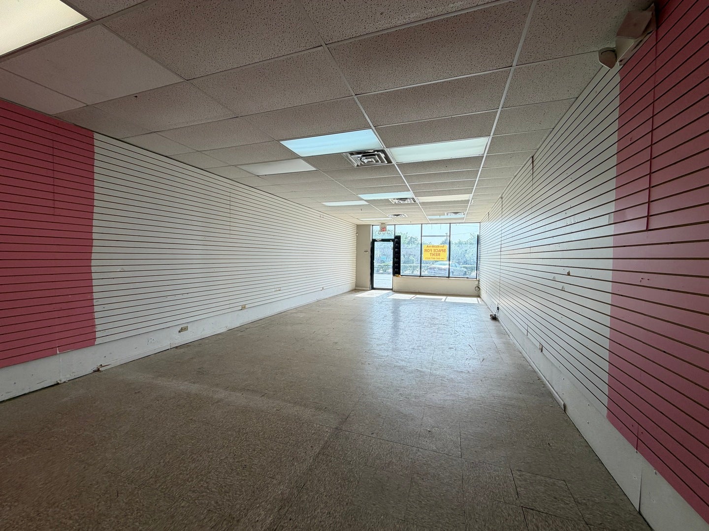 316 N Geneesee Street 304-318