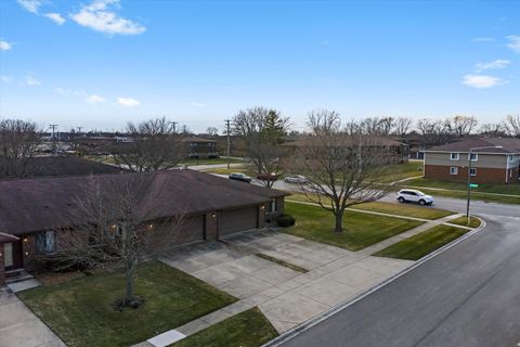Tiny photo for 920 Winter Park Drive, New Lenox, IL 60451 (MLS # 12545422)