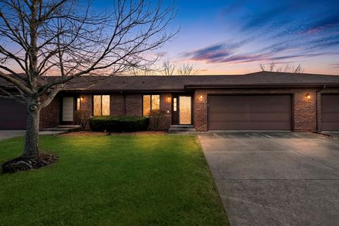 Tiny photo for 920 Winter Park Drive, New Lenox, IL 60451 (MLS # 12545422)