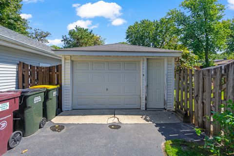 Tiny photo for 305 Schwab Street, Thornton, IL 60476 (MLS # 12457419)