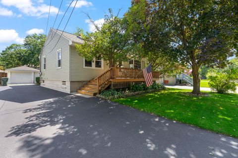 Tiny photo for 305 Schwab Street, Thornton, IL 60476 (MLS # 12457419)