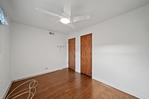 Tiny photo for 2409 Center Avenue, Northbrook, IL 60062 (MLS # 12428870)