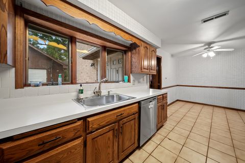 Tiny photo for 2409 Center Avenue, Northbrook, IL 60062 (MLS # 12428870)