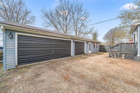 Tiny photo for 2523 Woods Street, West Brooklyn, IL 61378 (MLS # 12347052)