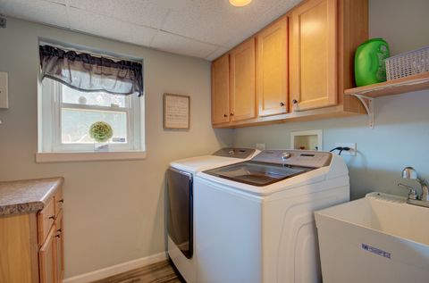 Tiny photo for 10S424 Curtis Lane, Naperville, IL 60564 (MLS # 12444494)