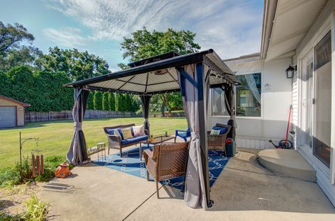 Tiny photo for 10S424 Curtis Lane, Naperville, IL 60564 (MLS # 12444494)