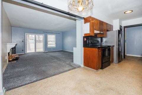 Tiny photo for 813 Highpoint Road, Normal, IL 61761 (MLS # 12581930)