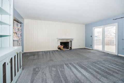 Tiny photo for 813 Highpoint Road, Normal, IL 61761 (MLS # 12581930)