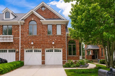 Photo of 271 Arbor Glen Boulevard #271, Schaumburg, IL 60195 (MLS # 12733606)