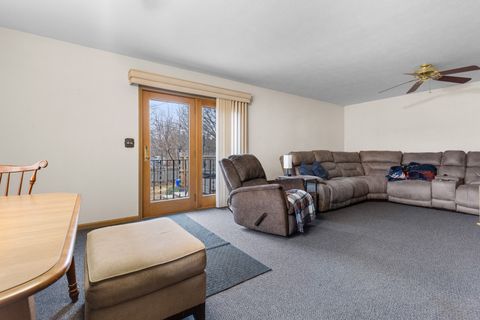 Tiny photo for 2239 Ohio Parkway, Rockford, IL 61108 (MLS # 12524453)