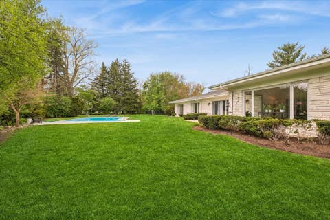 Tiny photo for 14 Winfield Circle, Northfield, IL 60093 (MLS # 12650992)