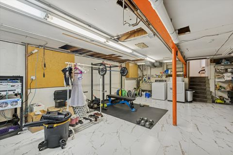 Tiny photo for 1233 Eastwood Lane, Northbrook, IL 60062 (MLS # 12520626)