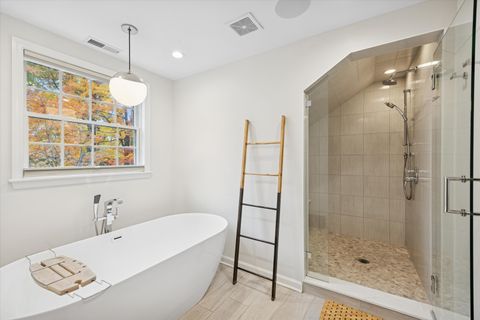 Tiny photo for 1233 Eastwood Lane, Northbrook, IL 60062 (MLS # 12520626)