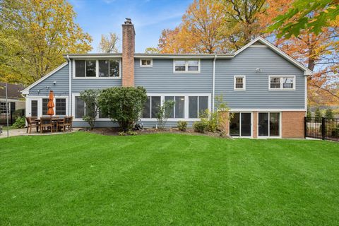Tiny photo for 1233 Eastwood Lane, Northbrook, IL 60062 (MLS # 12520626)