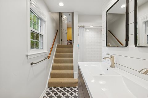 Tiny photo for 1233 Eastwood Lane, Northbrook, IL 60062 (MLS # 12520626)