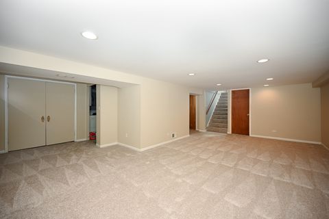Tiny photo for 325 N Highview Avenue, Elmhurst, IL 60126 (MLS # 12450289)