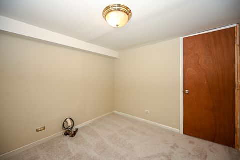 Tiny photo for 325 N Highview Avenue, Elmhurst, IL 60126 (MLS # 12450289)