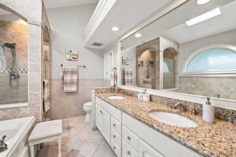 Tiny photo for 15 Meagan Lane, Lemont, IL 60439 (MLS # 12748708)