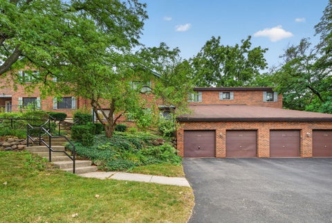 Photo of 5350 Newport Drive #1-2A, Lisle, IL 60532 (MLS # 12712533)