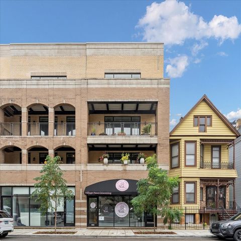 Tiny photo for 1425 W BELMONT Avenue #3, Chicago, IL 60657 (MLS # 12514548)