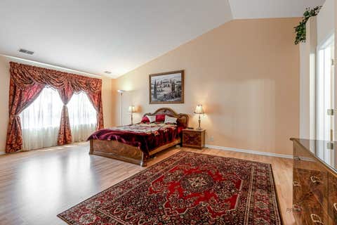 Tiny photo for 263 Shadow Creek Circle #263, Vernon Hills, IL 60061 (MLS # 12699655)