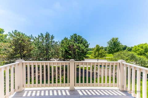 Tiny photo for 263 Shadow Creek Circle #263, Vernon Hills, IL 60061 (MLS # 12699655)