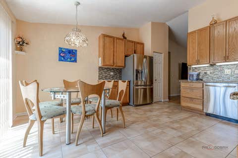 Tiny photo for 263 Shadow Creek Circle #263, Vernon Hills, IL 60061 (MLS # 12699655)