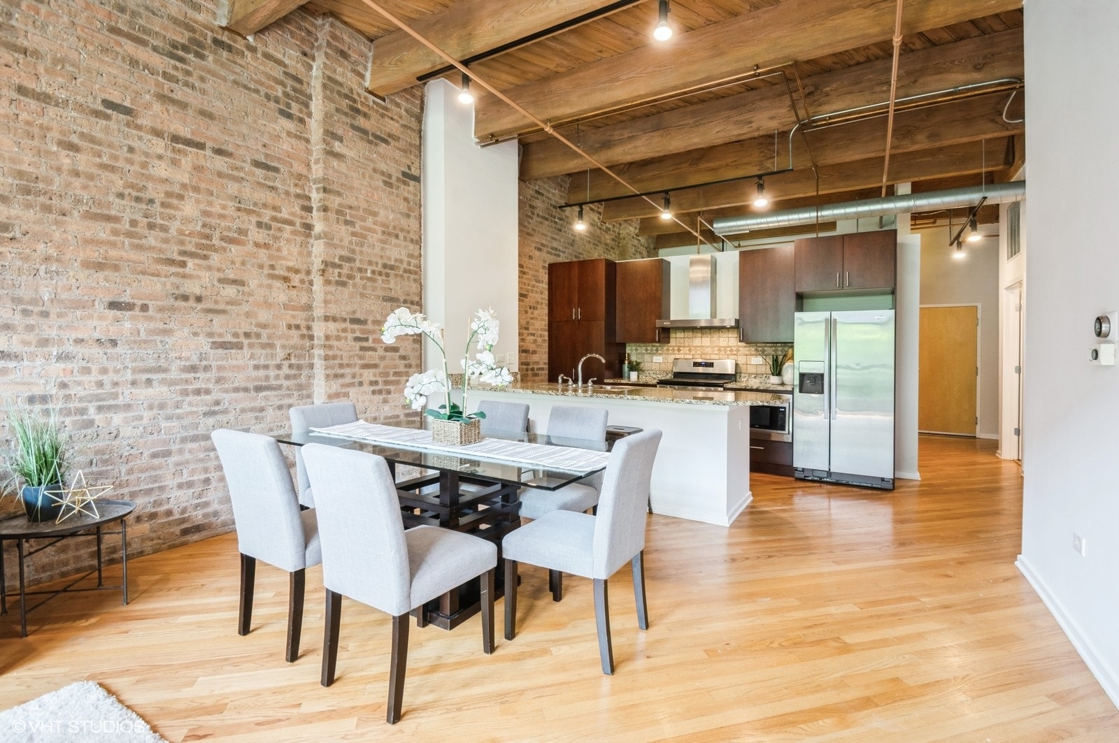 1040 W Adams Street 346