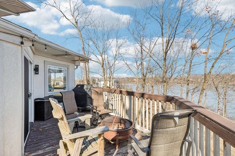 Tiny photo for 1209 Bayshore Drive, Antioch, IL 60002 (MLS # 12573807)