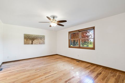 Tiny photo for 10201 FOX BLUFF Lane, Spring Grove, IL 60081 (MLS # 12480995)