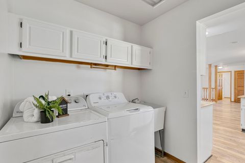 Tiny photo for 10201 FOX BLUFF Lane, Spring Grove, IL 60081 (MLS # 12480995)