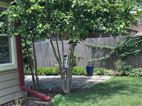 Tiny photo for 1208 TAYLOR Street, Joliet, IL 60435 (MLS # 12477850)