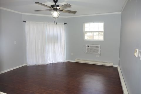 Tiny photo for 1520 W Sand Bar Court #1C, Round Lake Beach, IL 60073 (MLS # 12586734)