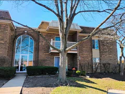 Photo of 910 W Alleghany Drive #2B, Arlington Heights, IL 60004 (MLS # 12714472)