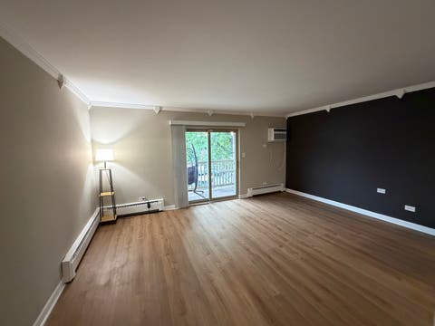 Tiny photo for 910 W Alleghany Drive #2B, Arlington Heights, IL 60004 (MLS # 12714472)