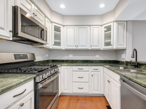 Tiny photo for 296 LORRAINE Circle, Bloomingdale, IL 60108 (MLS # 12500797)