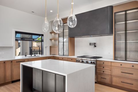 Tiny photo for 3923 N Janssen Avenue #1S, Chicago, IL 60613 (MLS # 12541214)